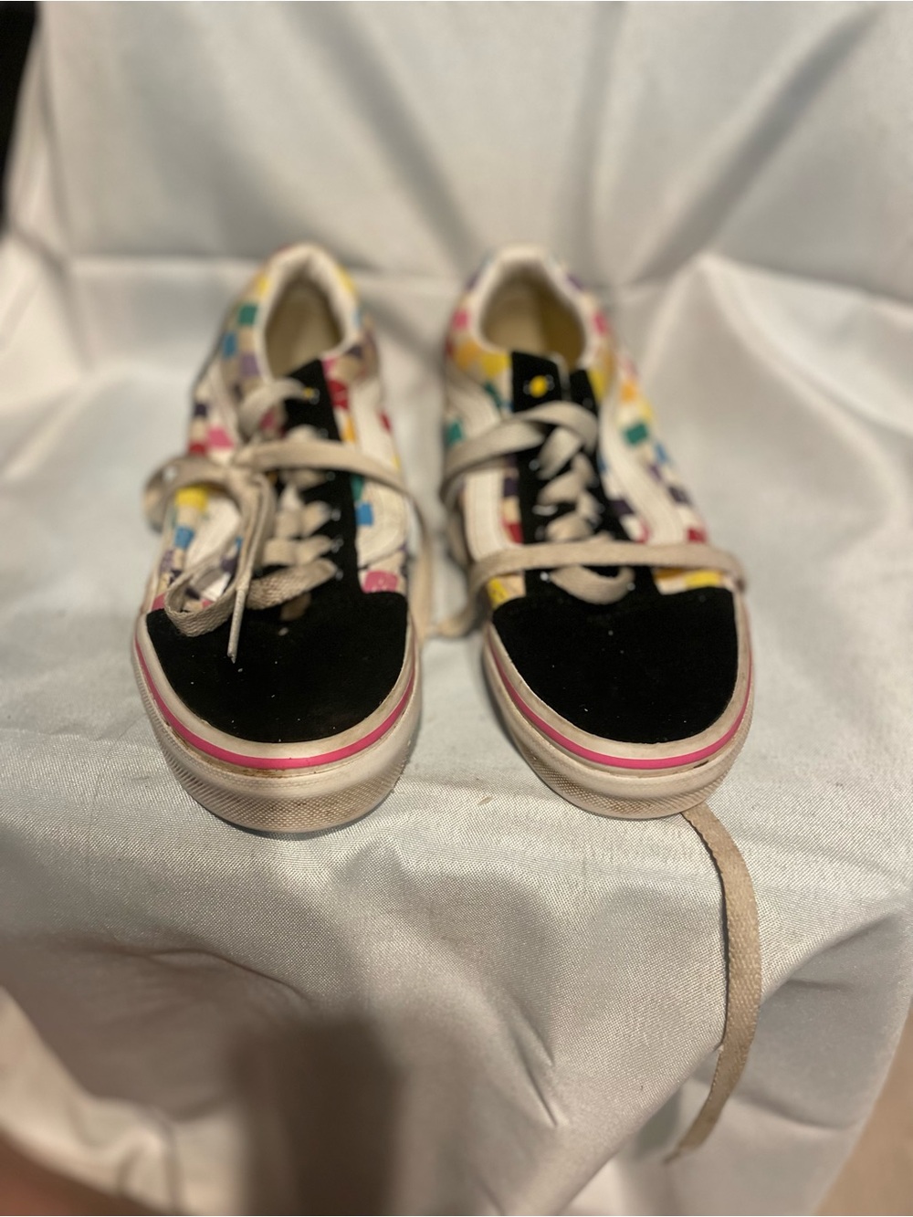 Vans Low-Top Sneakers with Black Toe and Multicolor Check Pattern
